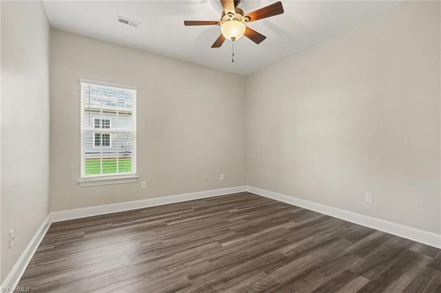 141 Chestnut Bend Drive, Greensboro, NC 27406