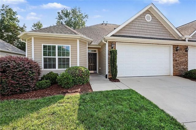 141 Chestnut Bend Drive, Greensboro, NC 27406