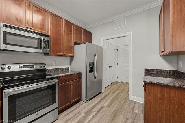 141 Chestnut Bend Drive, Greensboro, NC 27406