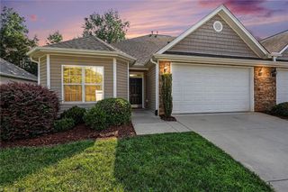 141 Chestnut Bend Drive, Greensboro, NC 27406