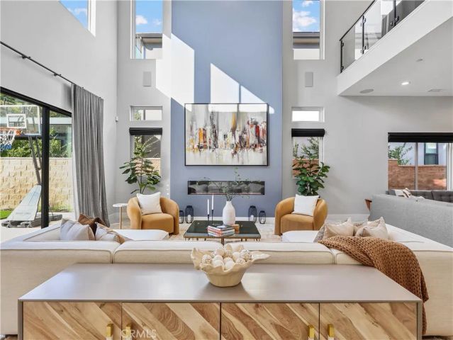 20407 W Aberdeen Lane, Porter Ranch, CA 91326