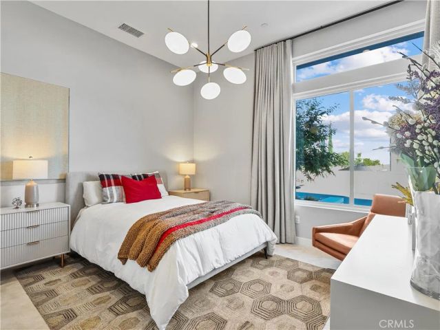 20407 W Aberdeen Lane, Porter Ranch, CA 91326