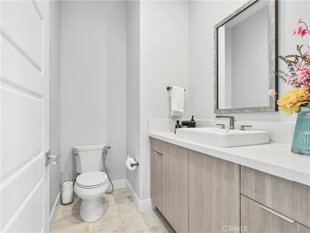 20407 W Aberdeen Lane, Porter Ranch, CA 91326