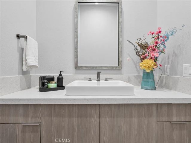 20407 W Aberdeen Lane, Porter Ranch, CA 91326