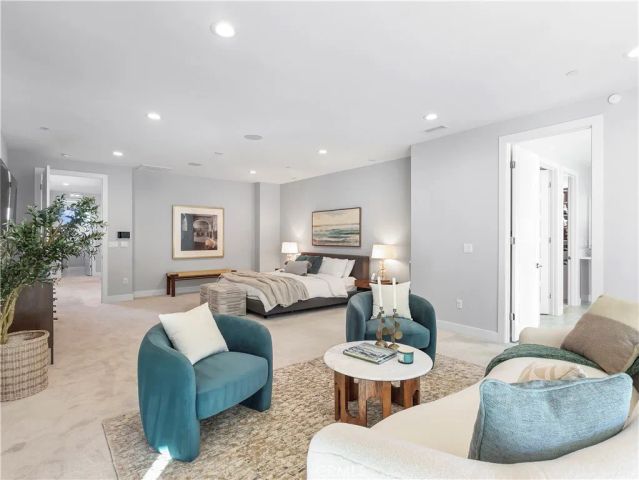 20407 W Aberdeen Lane, Porter Ranch, CA 91326