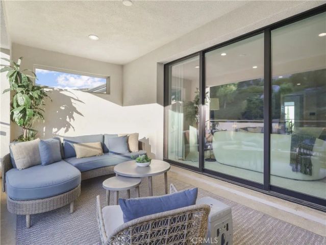 20407 W Aberdeen Lane, Porter Ranch, CA 91326