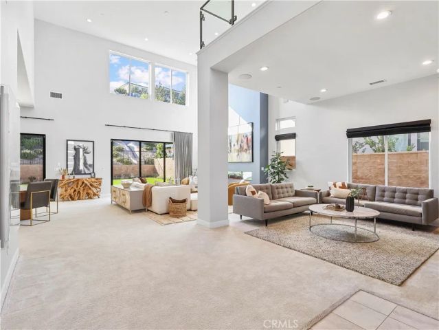 20407 W Aberdeen Lane, Porter Ranch, CA 91326