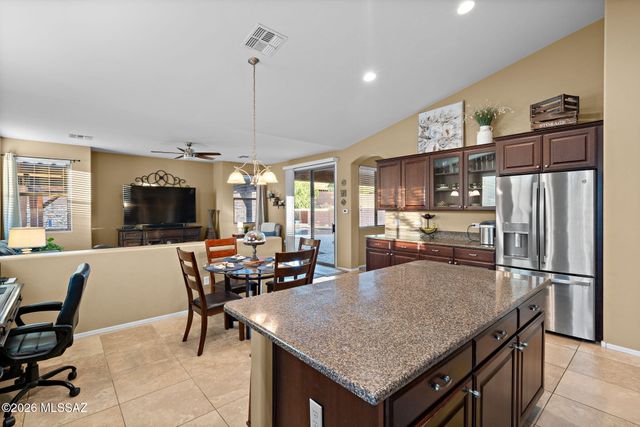 3688 W Scavenger Drive, Marana, AZ 85658