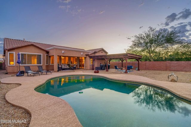 3688 W Scavenger Drive, Marana, AZ 85658