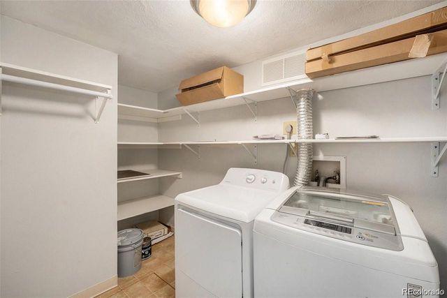 17642 E Loyola Drive 1912L, Aurora, CO 80013