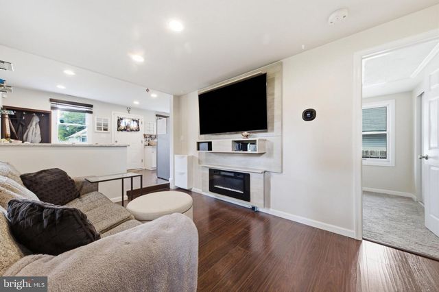 7809 BRIDGE, Baltimore, MD 21226