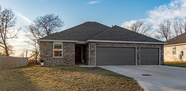 1202 Abbey Avenue, Monett, MO 65708