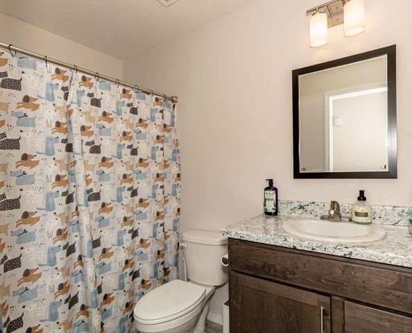 1202 Abbey Avenue, Monett, MO 65708