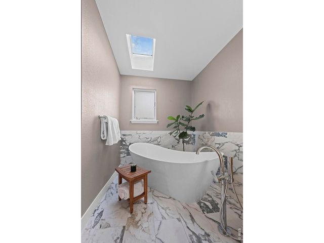 5237 Deer Creek Ct, Boulder, CO 80301