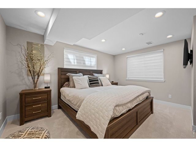 5237 Deer Creek Ct, Boulder, CO 80301