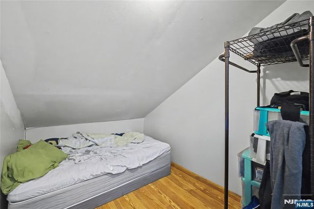 222 Roosevelt Street, Union City, NJ 07087