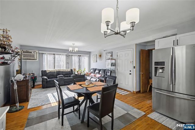 222 Roosevelt Street, Union City, NJ 07087