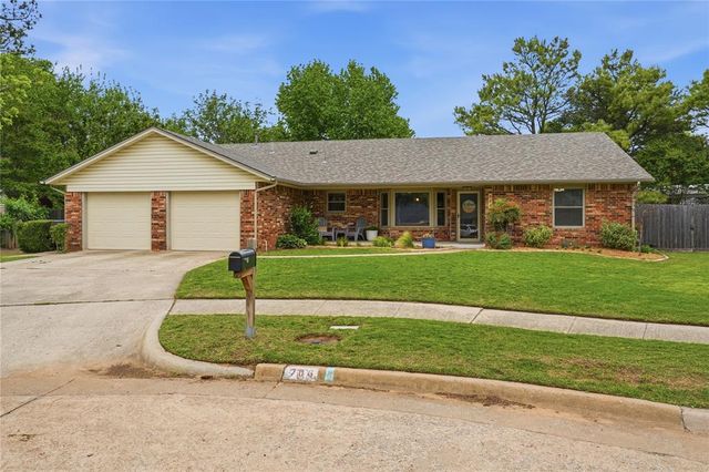 706 Inverness Court, Norman, OK 73072