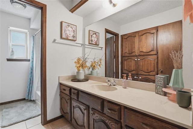 706 Inverness Court, Norman, OK 73072