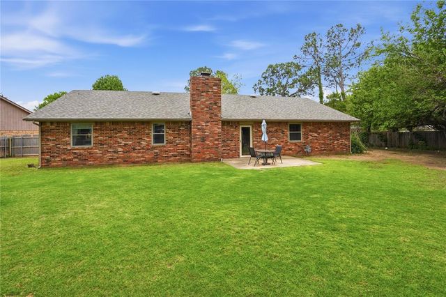 706 Inverness Court, Norman, OK 73072