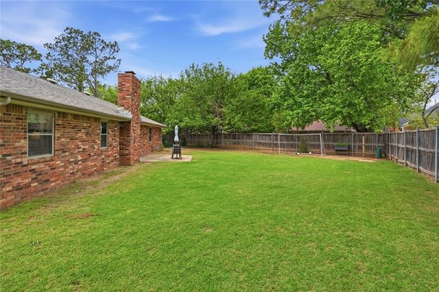 706 Inverness Court, Norman, OK 73072
