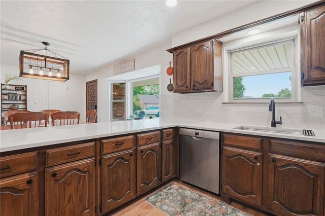 706 Inverness Court, Norman, OK 73072
