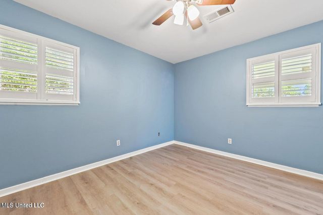 201 Walnut Drive, Ocean Springs, MS 39564