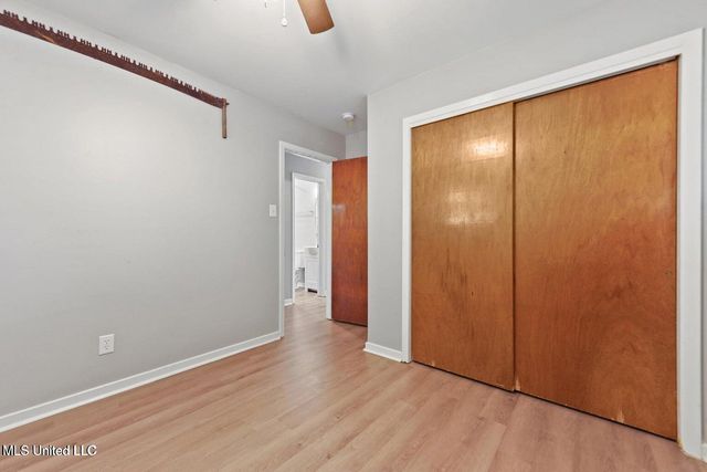 201 Walnut Drive, Ocean Springs, MS 39564