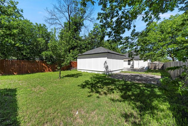 2212 Clay Avenue, Waco, TX 76706