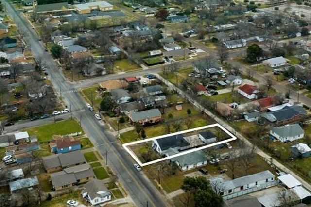 2212 Clay Avenue, Waco, TX 76706