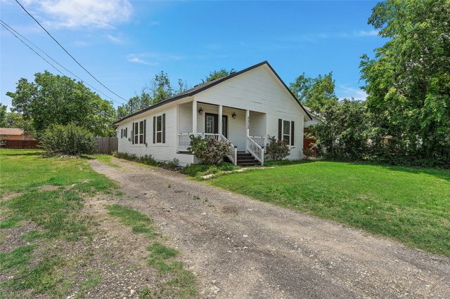 2212 Clay Avenue, Waco, TX 76706