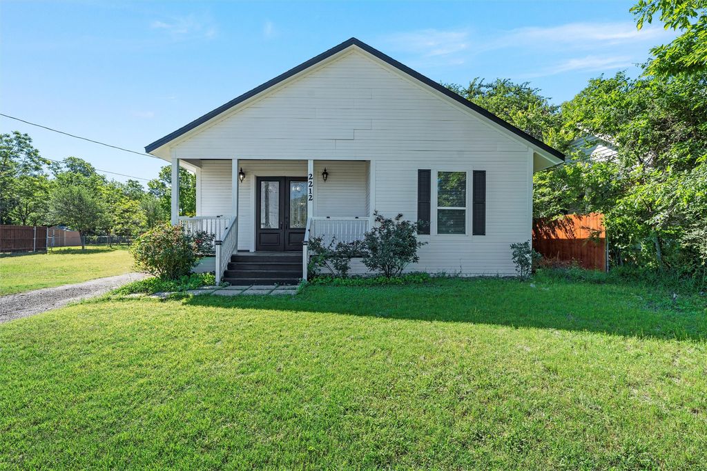 2212 Clay Avenue, Waco, TX 76706