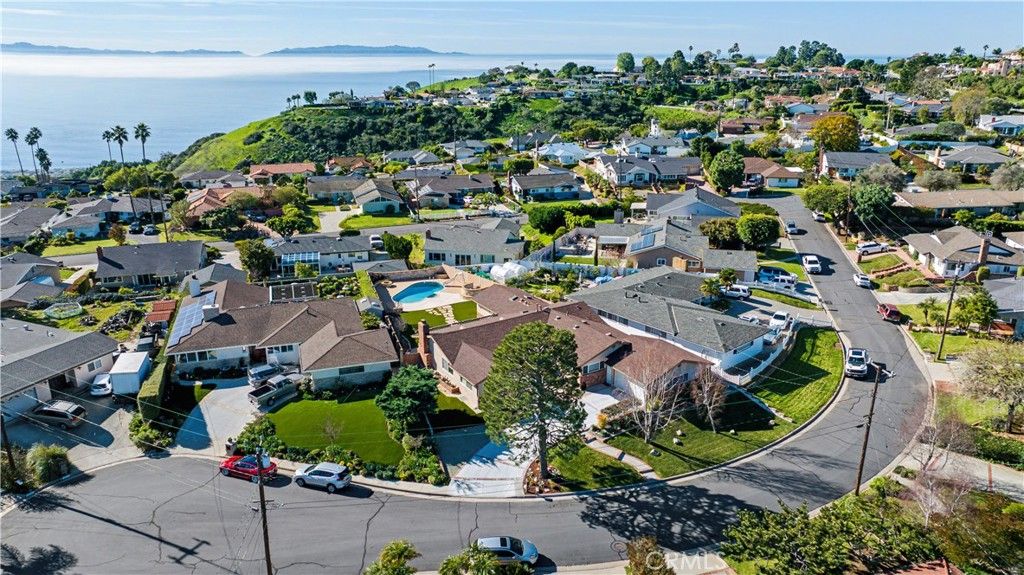 Image 21 of property listing at 30520 Santa Luna Drive, Rancho Palos Verdes, CA 90275