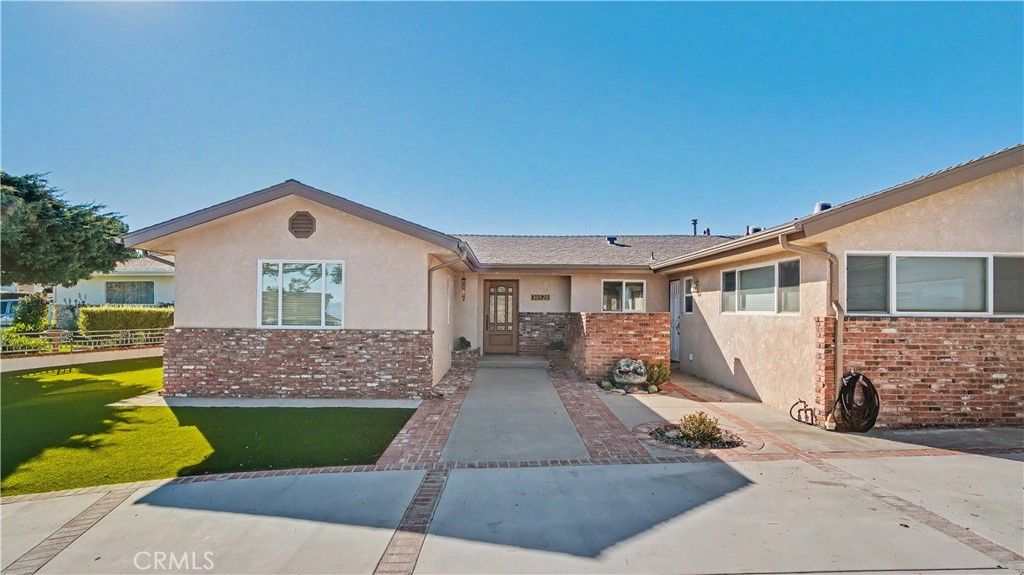 Image 6 of property listing at 30520 Santa Luna Drive, Rancho Palos Verdes, CA 90275