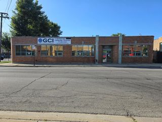 4535 W Addison Street, Chicago, IL 60641