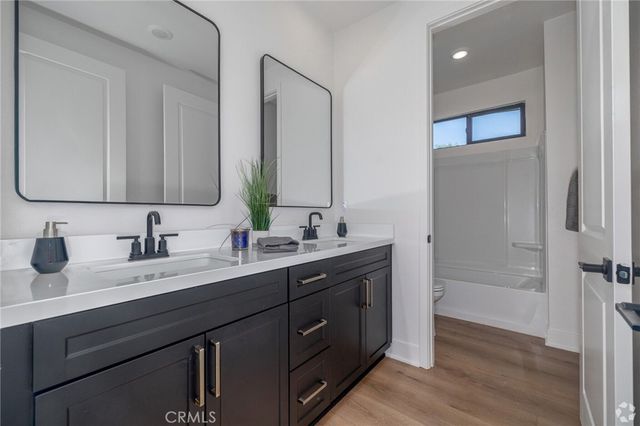1029 N STALEY LANE, Los Angeles, CA 90042