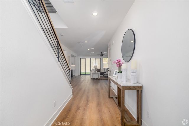 1029 N STALEY LANE, Los Angeles, CA 90042