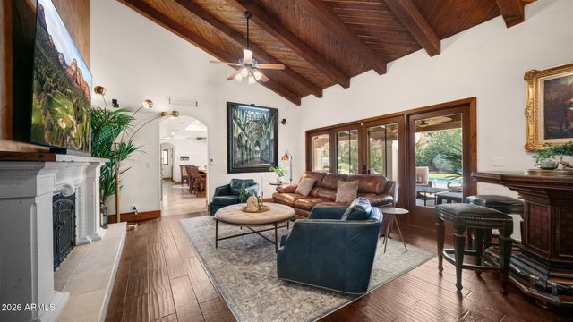 1909 N CALLE MADERAS --, Mesa, AZ 85213