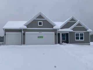 15774 Norwalk Road, Grand Haven, MI 49417