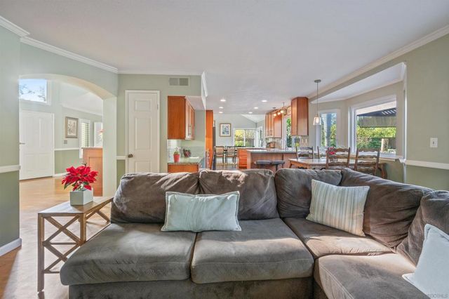 756 Fieldstone Lane, Encinitas, CA 92024