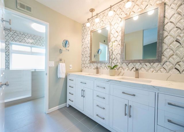 756 Fieldstone Lane, Encinitas, CA 92024