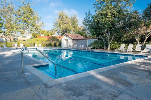 756 Fieldstone Lane, Encinitas, CA 92024