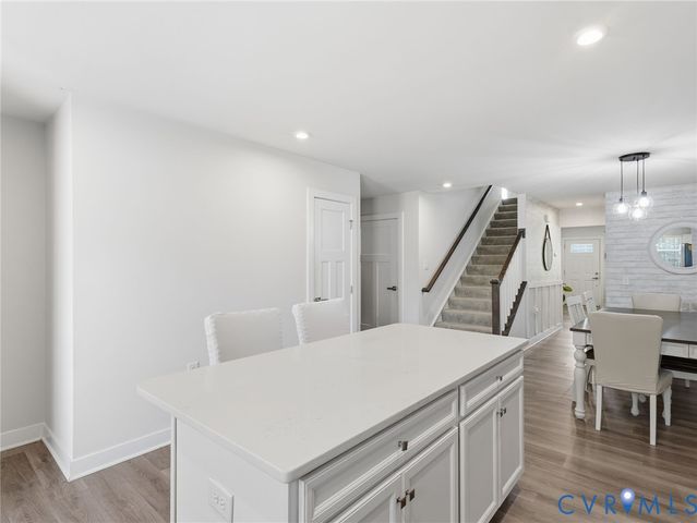 5844 Addison Gate Dr, North Chesterfield, VA 23234