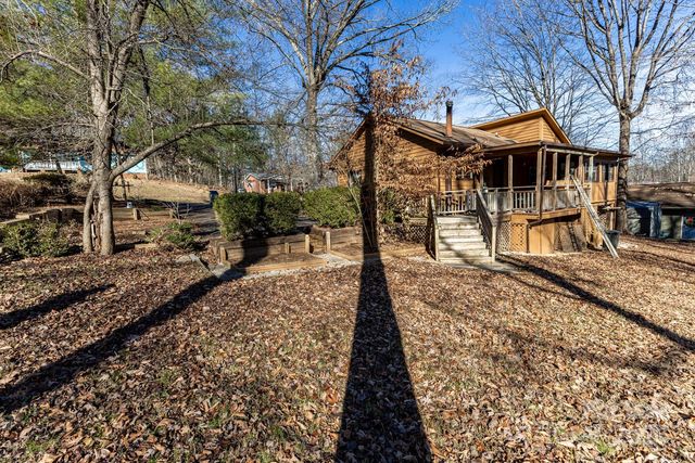 1321 Idlewood Street SW, Lenoir, NC 28645