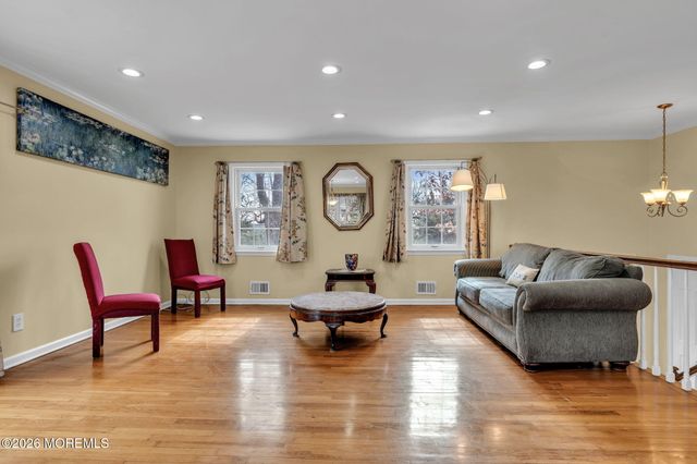 300 E Highland Avenue, Atlantic Highlands, NJ 07716