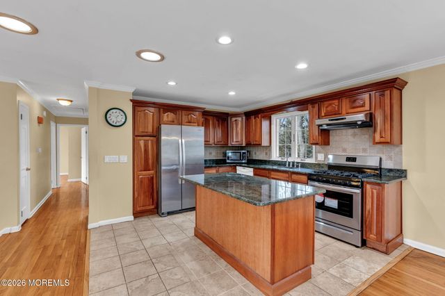 300 E Highland Avenue, Atlantic Highlands, NJ 07716