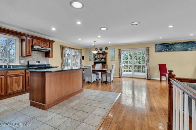 300 E Highland Avenue, Atlantic Highlands, NJ 07716