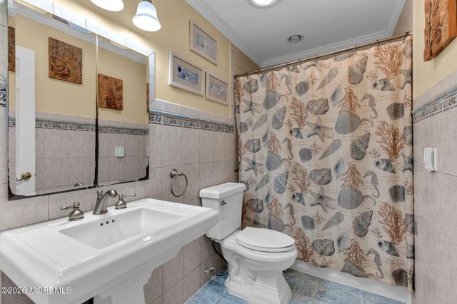 300 E Highland Avenue, Atlantic Highlands, NJ 07716