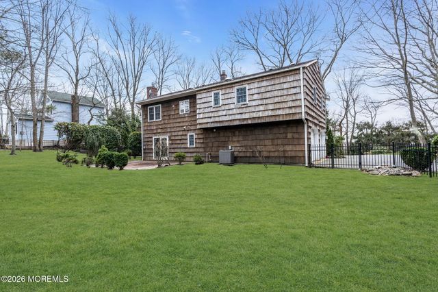 300 E Highland Avenue, Atlantic Highlands, NJ 07716