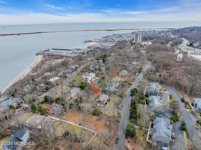 300 E Highland Avenue, Atlantic Highlands, NJ 07716